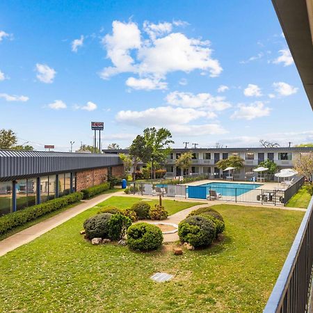 Americas Best Value Inn Fort Worth/Hurst Richland Hills Екстериор снимка