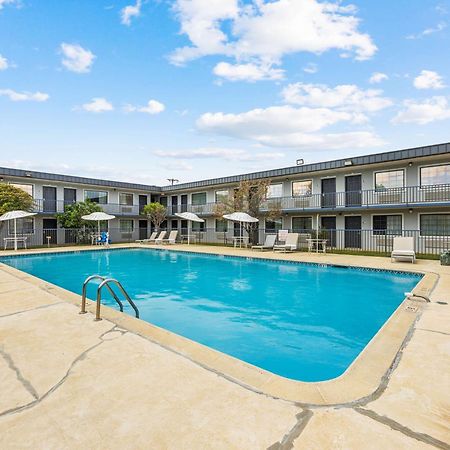 Americas Best Value Inn Fort Worth/Hurst Richland Hills Екстериор снимка