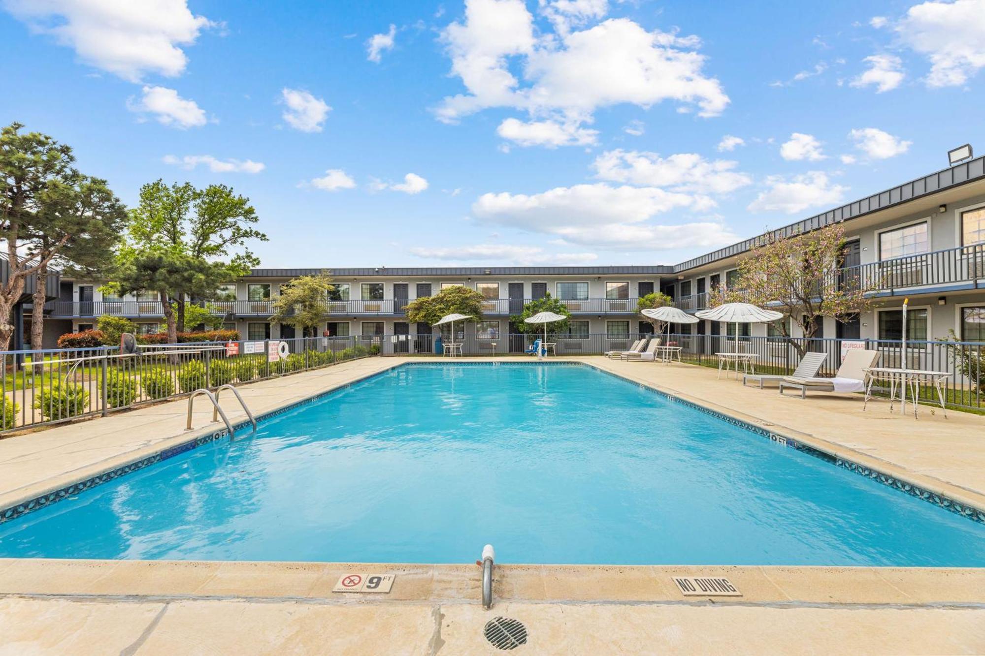 Americas Best Value Inn Fort Worth/Hurst Richland Hills Екстериор снимка