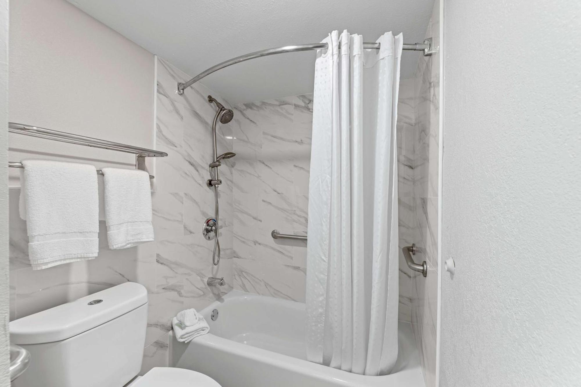 Americas Best Value Inn Fort Worth/Hurst Richland Hills Екстериор снимка