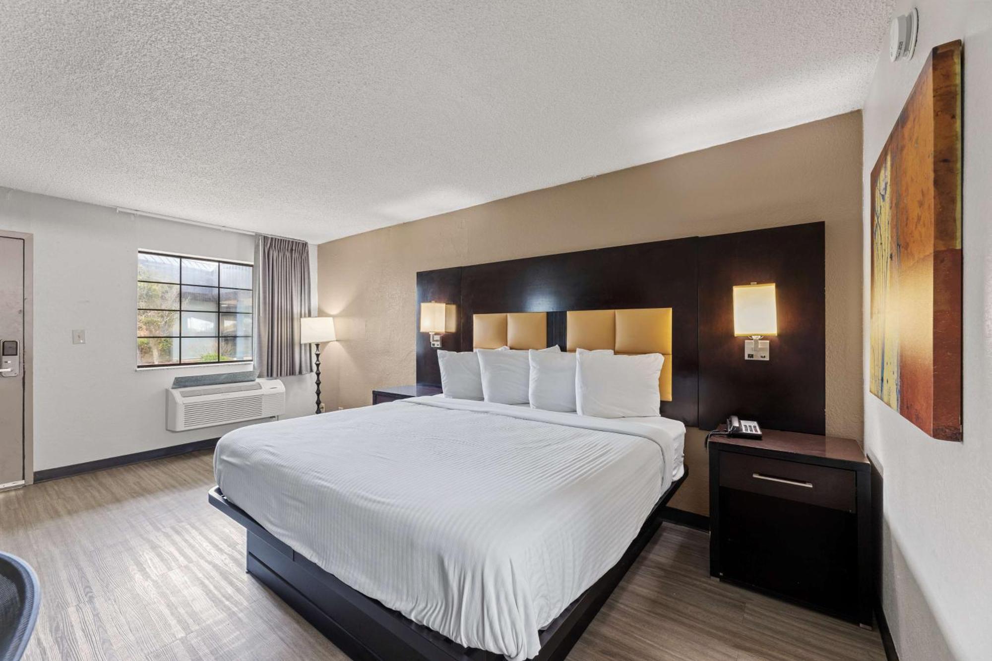 Americas Best Value Inn Fort Worth/Hurst Richland Hills Екстериор снимка